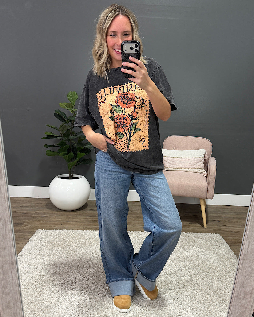 NEW! Nashville Postage Stamp Vintage Black Tee Zutter