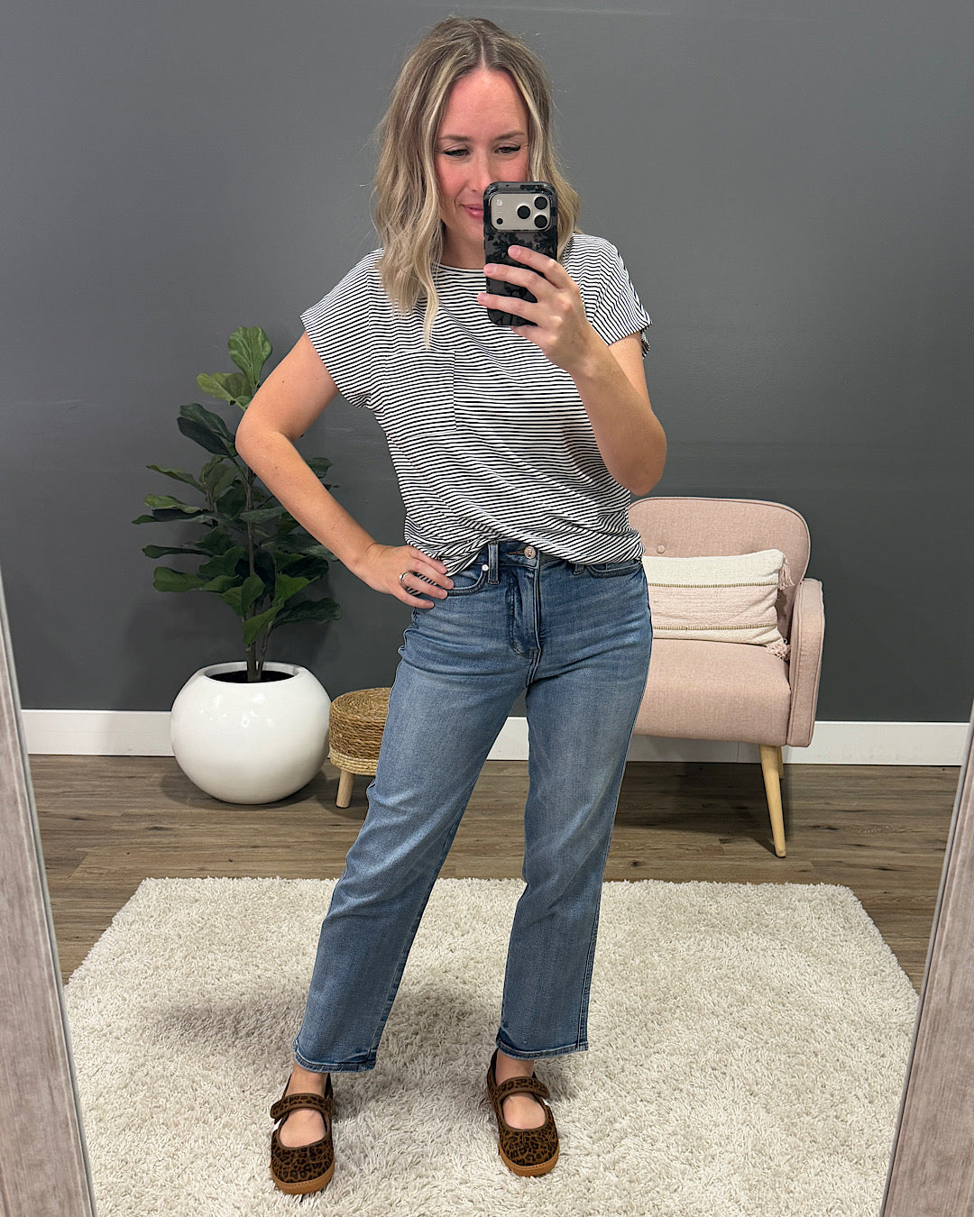 NEW! Judy Blue Keep You Non Distressed Control Top Straight Jeans