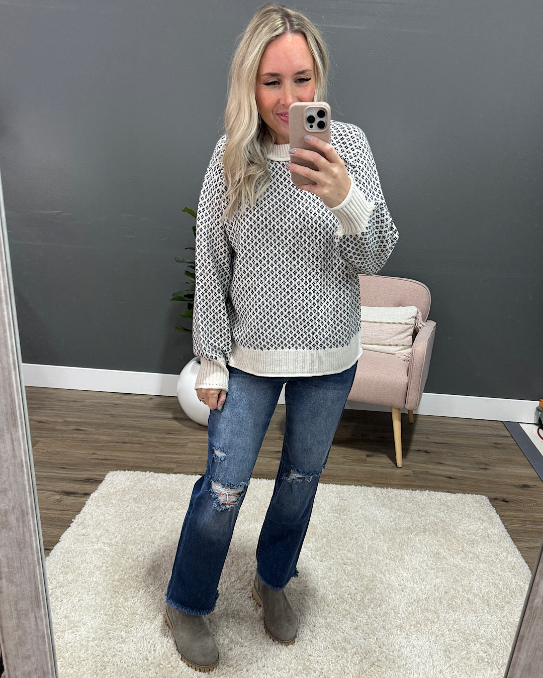 Izzy Diamond Patterned Sweater - Charcoal Staccato