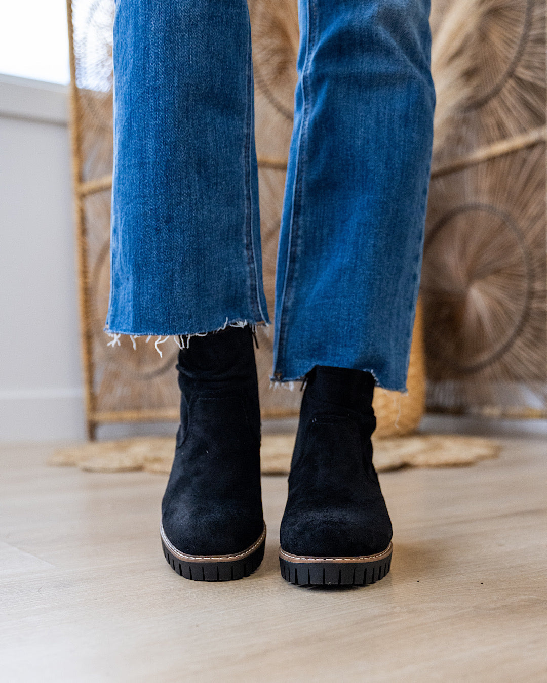 Very G Dashing Boots - Black