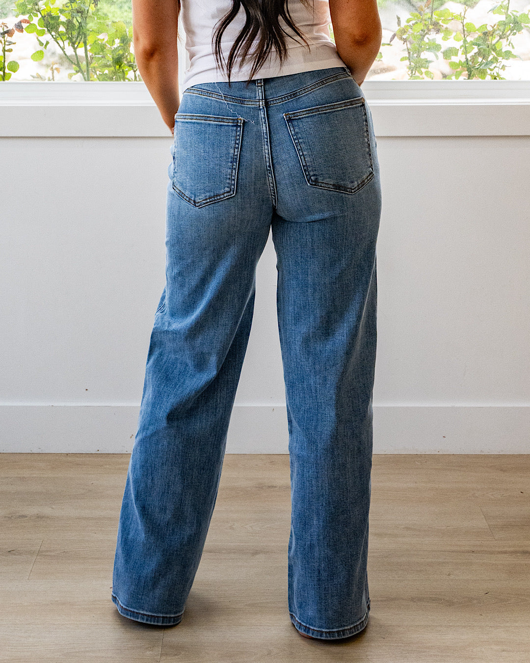NEW! Judy Blue See You Column Straight Jeans