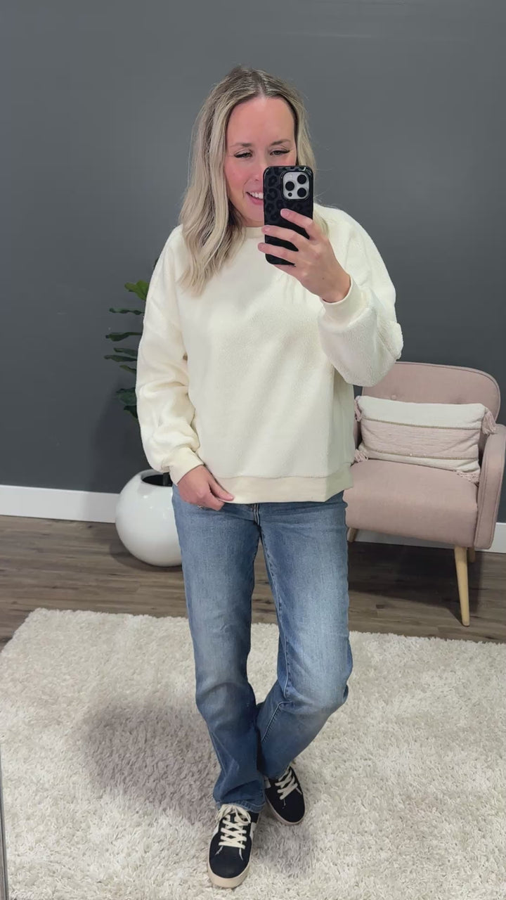 NEW! Della Cozy Fleece Pullover - Cream Staccato