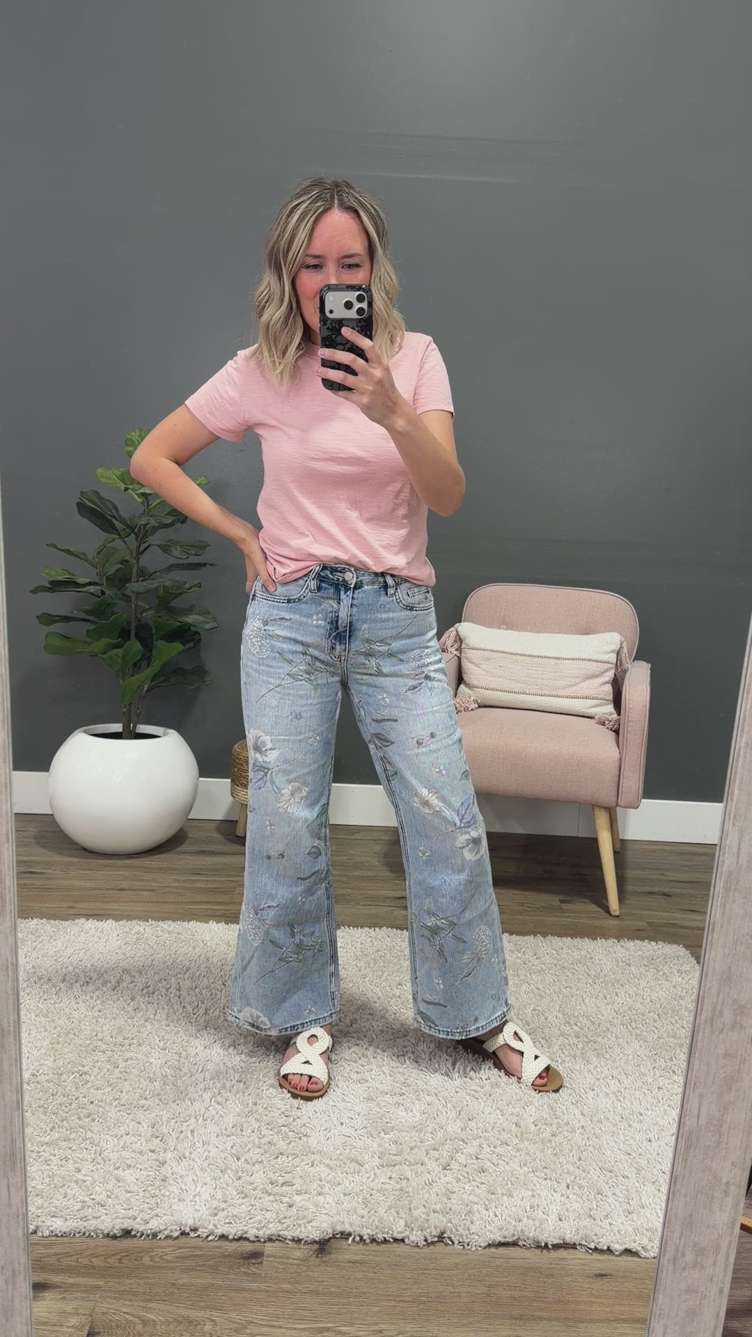 NEW! Vervet Kyla Vintage Floral Flare Jeans