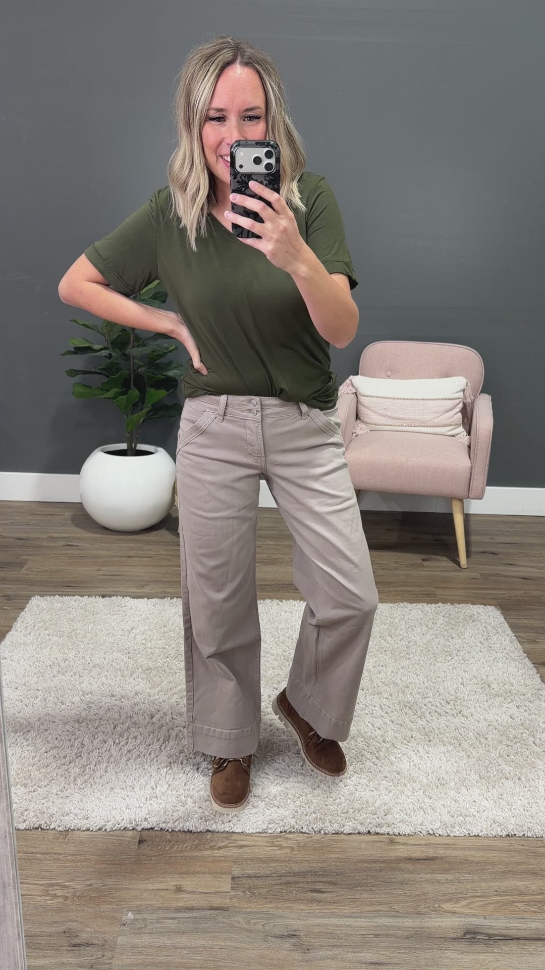 NEW! KanCan What I Want Wide Leg Jeans - Taupe KanCan