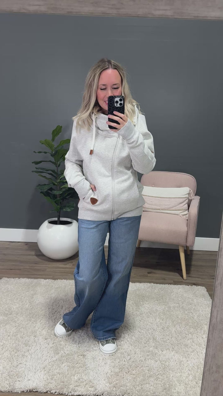 NEW! Cinq Bleu Annecy Sweatshirt - Heather Stone Wanakome