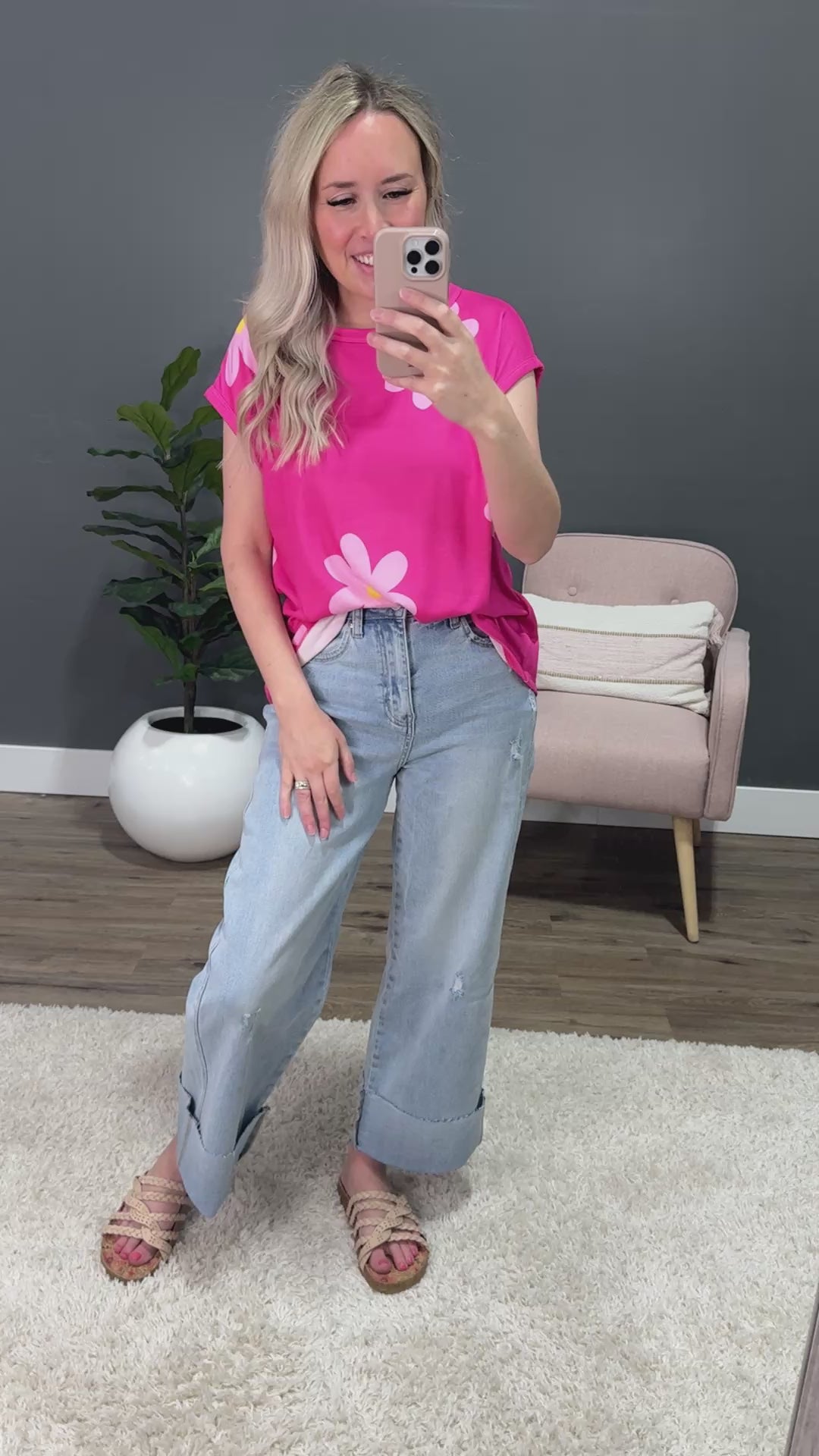 Becca Daisy Cap Sleeve Top - Fuchsia 7th Ray