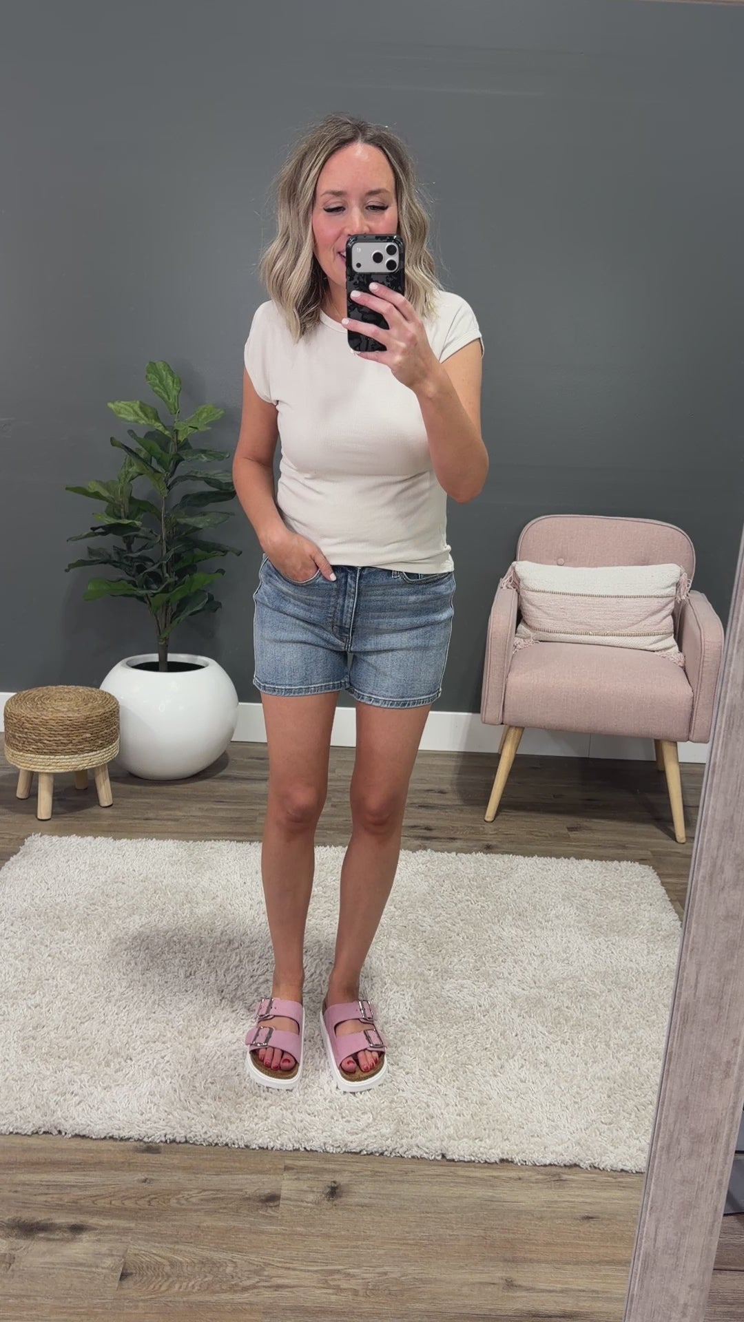 NEW! Judy Blue Don't Go Non Distressed Jean Shorts Judy Blue