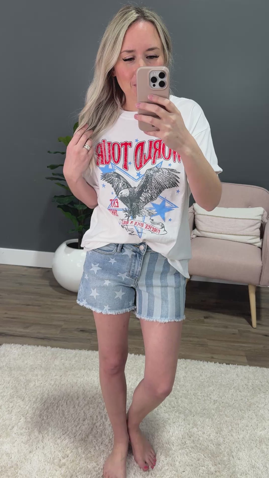World Tour Forever Rock N Roll Oversized Tee - White Tres Bien