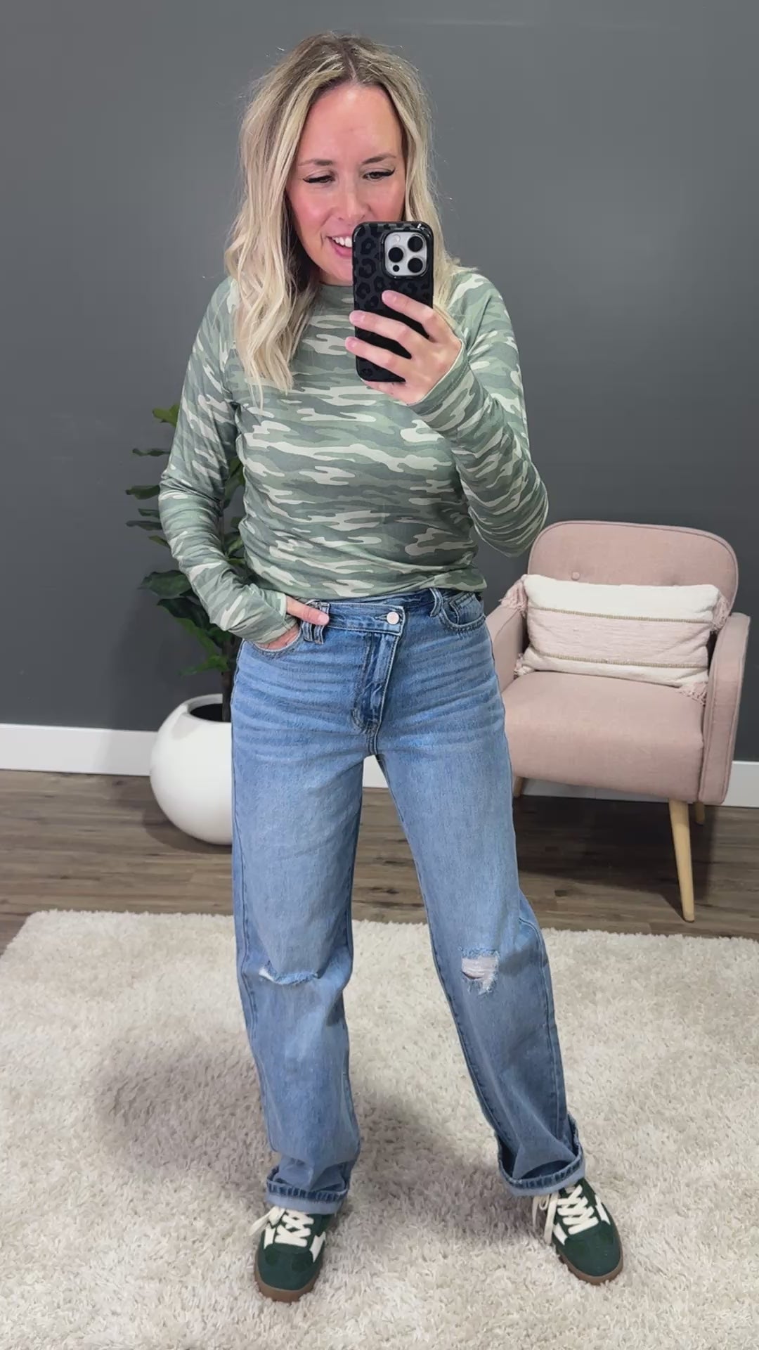 NEW! KanCan Has To Be Crossover Straight Jeans
