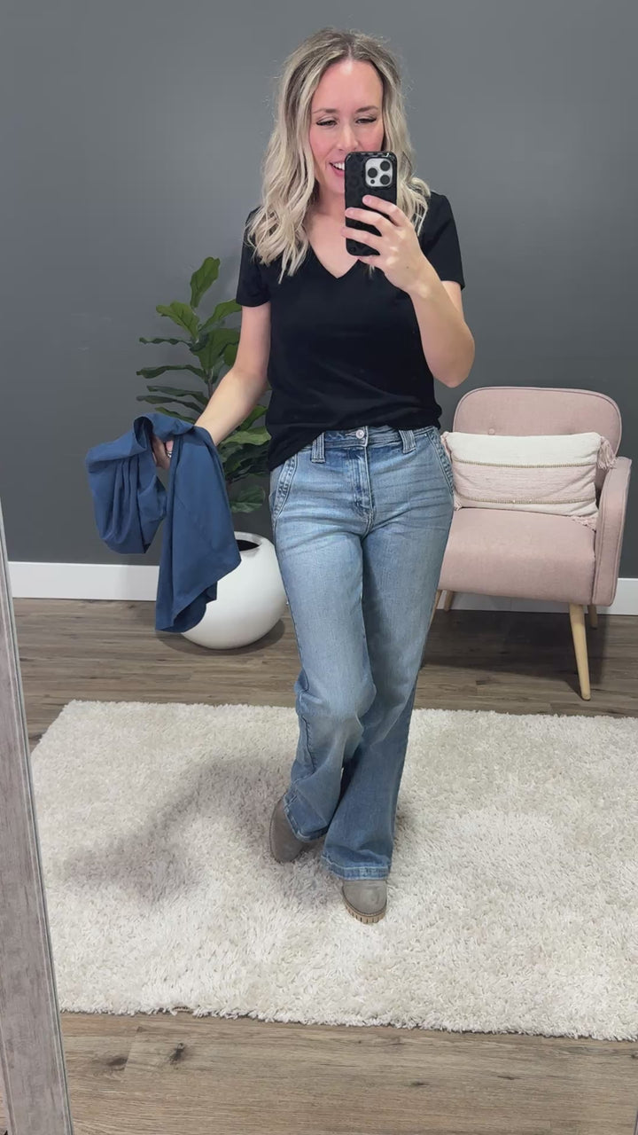 In Plain Sight V Neck Top - Teal